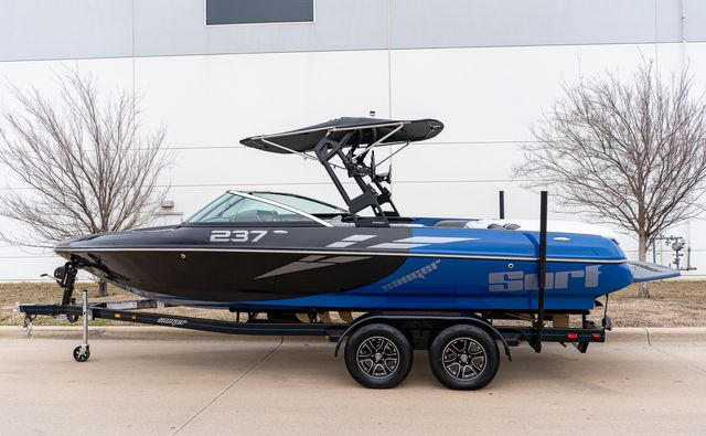 Premier Texas Sanger Boats Dealer