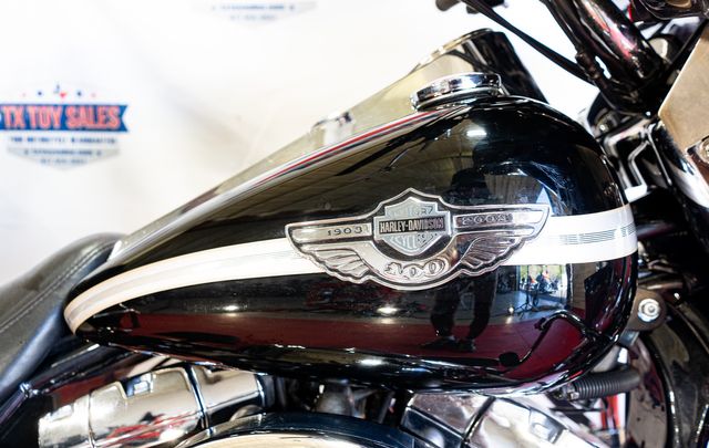 Road King Classic Vivid Black Harley Dallas